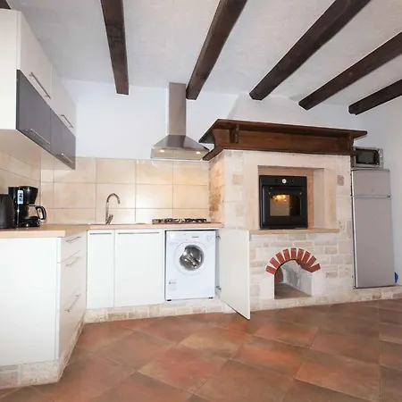 Slavica Near To - Istrien 54254 Apartman Póla